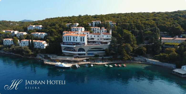 LJETO U KRALJEVICI - top termini uz 2 noćenja s polupansionom za 2 odraslih + GRATIS paket za 1 dijete do 13,99 godina u Uvali Scott