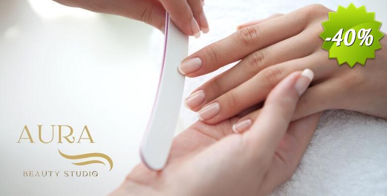 Manikura i trajni lak ili estetska pedikura i trajni lak u salonu Aura Beauty Studio