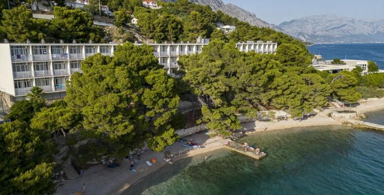 Praznik rada u Rogoznici - 3 noćenja s ALL INCLUSIVE uslugom za 2 osobe i do 3 djece u Holiday resortu Sagitta 3*