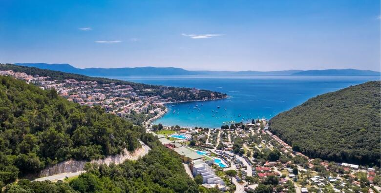 LJETO U ISTRI - 1 ili više noćenja s doručkom za 2 do 6 osoba + GRATIS paket za 1 dijete do 4,99 godina u boutique hotelu Villa Annette 4*