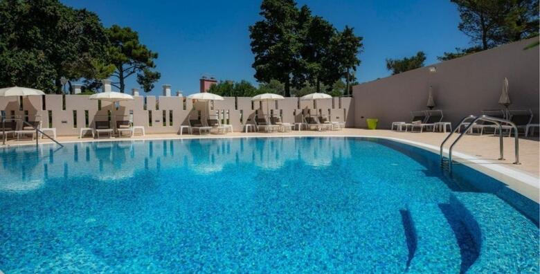 POSEBNA PONUDA! Sunačni dani na Lošinju, Vitality Hotel Punta 4* - 2 noćenja s polupansionom za 2 odrasle osobe i 1 dijete uz korištenje bazena, sauna te fitness centra