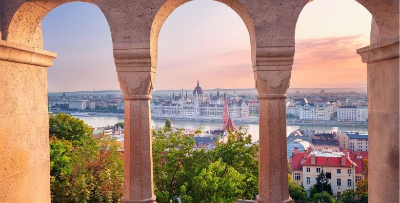 Budimpešta - razgledajte jednu od najljepših europskih metropola koja očarava mostovima i raskošnom arhitekturom