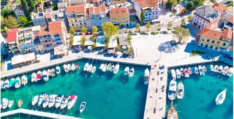 Hotel Selce 3* - proljetni odmor od 1 noćenja s polupansionom za 2 osobe + GRATIS paket za 1 dijete do 3,99 godina