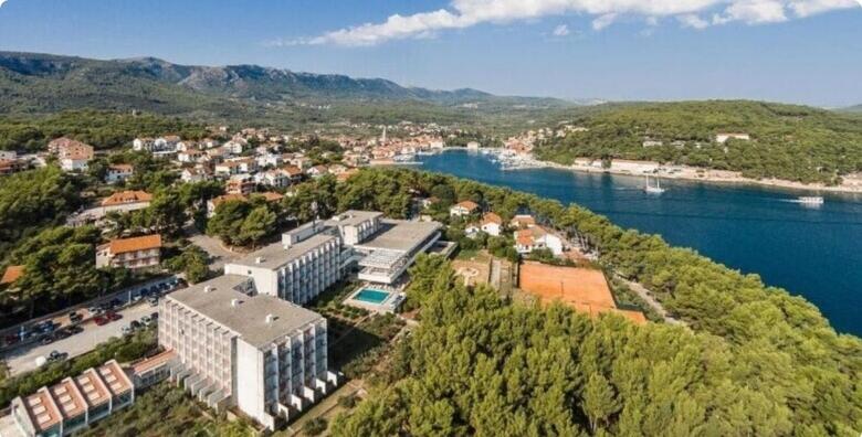 Hotel Hvar 3* - ALL INCLUSIVE odmor od 2, 3 ili 5 noćenja za 2 odrasle osobe + GRATIS paket za do 2 djece