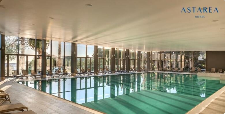 Hotel Astarea 3* - 2 noćenja s polupansionom za 2 osobe i do 2 djece uz korištenje Wellness i Spa centra, bazena i fitnessa