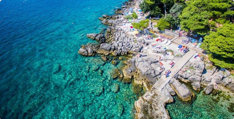 Krk, Hotel Resort Dražica 3* - 2 noćenja s polupansionom za 2 osobe + gratis paket za 1 dijete do 9,99 godina uz korištenje vanjskog bazena