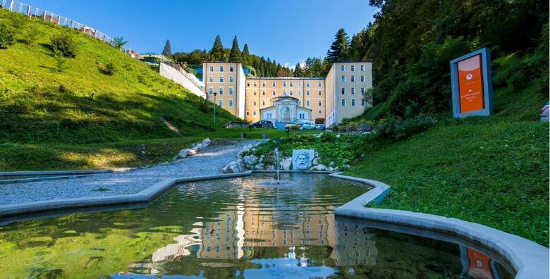 Rimski odmor u ADULTS ONLY Hotelu Zdraviliški dvor 4* - 2 noćenja s polupansionom za 2 osobe uz kupanje u termalnim bazenima, korištenje sauna i fitnessa