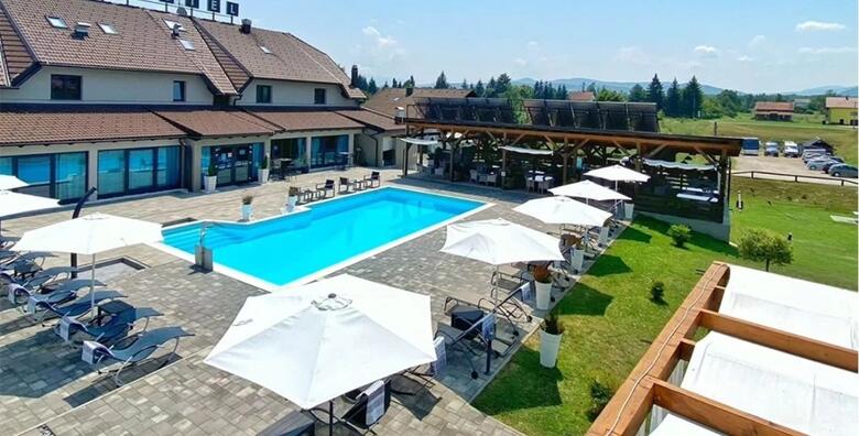 Wellness odmor na Plitvičkim jezerima - opuštanje uz 1 ili više noćenja s doručkom za dvoje, privatni wellness paket sa saunom i jacuzzijem u 16 Lakes Hotel 4*