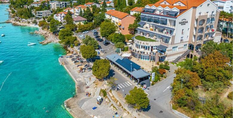 SELCE, Hotel Marina 4* - 2 noćenja s doručkom za 2 osobe uz 1x tematski ručak za Festival škampa, korištenje bazena i fitnessa