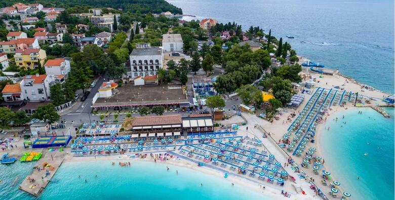 SELCE, cijela sezona - 2, 3 ili 5 noćenja s polupansionom za 2 odrasle osobe i 1 dijete do 17,99 godina ili 3. odrasla osoba u Paviljonima Slaven 3*