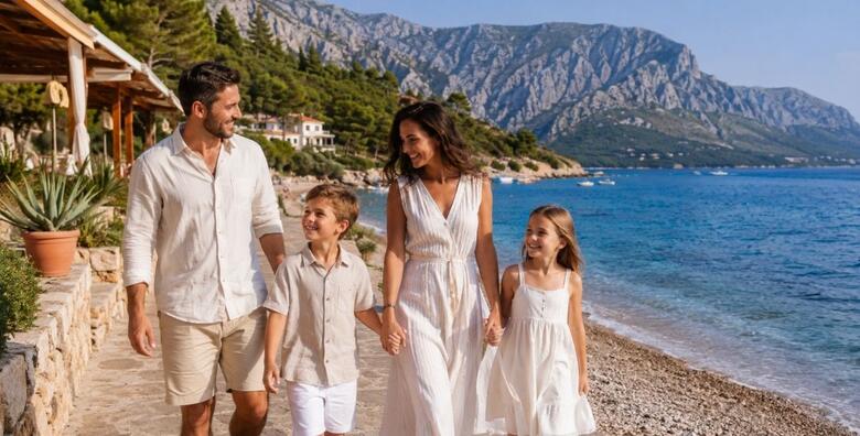 Hotel Rivijera 3*, Paklenica - obiteljski ambijent nadomak plaže uz 2, 3 ili 5 noćenja s doručkom za 3 ili 4 osobe