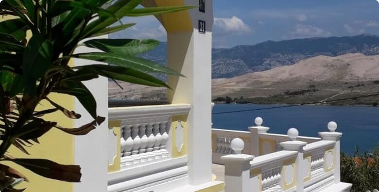 CIJELA SEZONA NA PAGU - 3, 5 ili 7 noćenja za do 4 osobe u apartmanu Ville Ana 3*