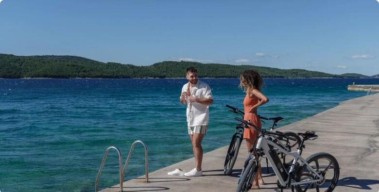ŠIBENIK, Amadria Park Camping 4* - 3 noćenja za 2 osobe i 2 djece do 11,99 godina u apartmanima