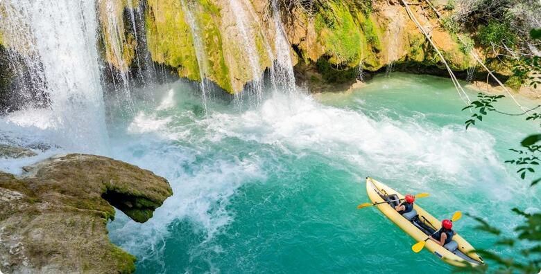Noćenje nadomak Plitvica i Rastoka za 2 osobe uz doručak ili polupansion u Hotelu Mirjana & Rastoke 4*