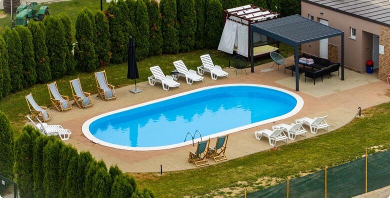 LJETO U SLAVONIJI, ZLATNI LUG - 2 noćenja sa polupansionom u deluxe sobama za 2 odrasle osobe + GRATIS PAKET za 1 dijete do 11.99 godina uz korištenje vanjskog bazena