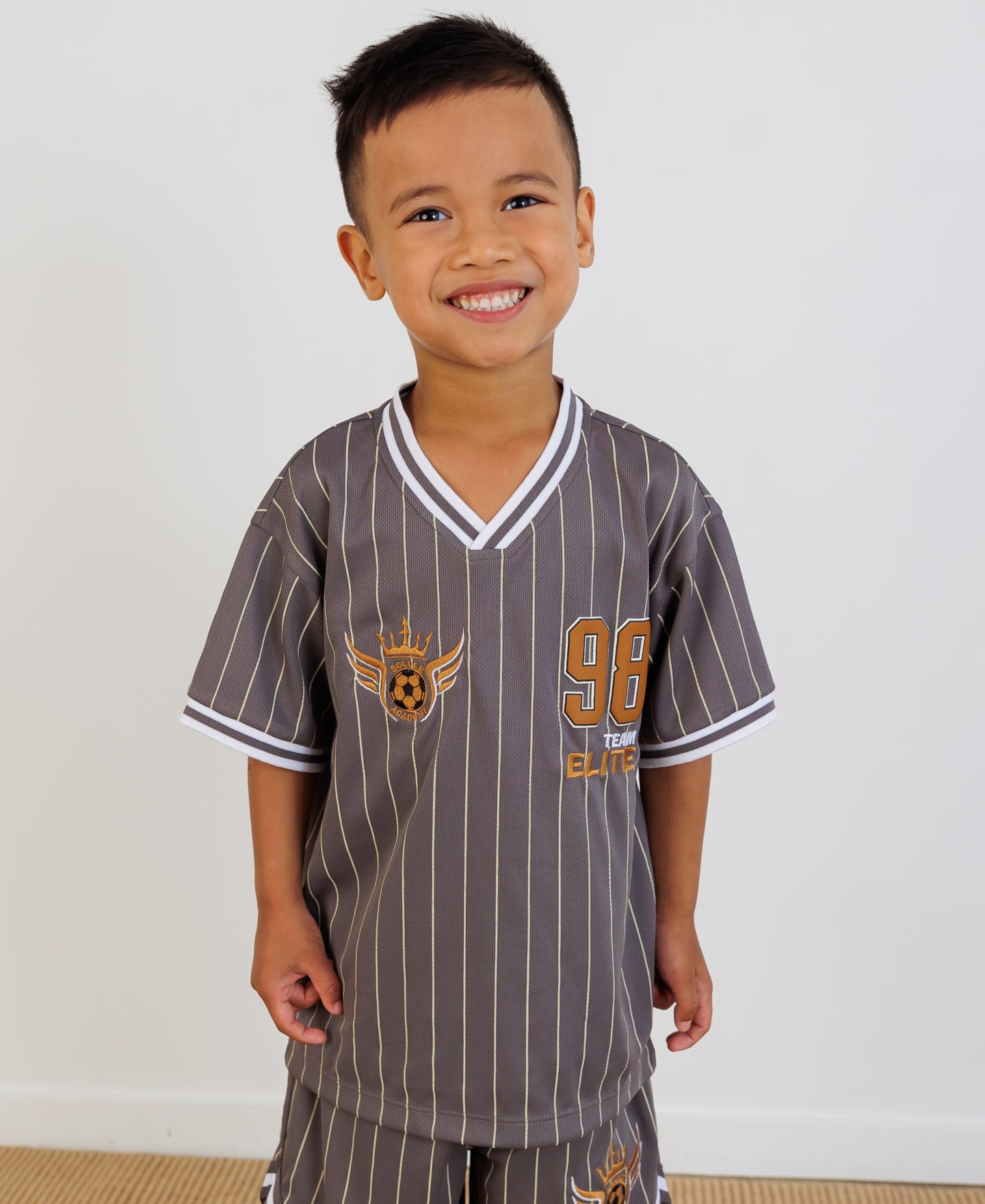 Little Kids' Mesh Print V Neck Tee