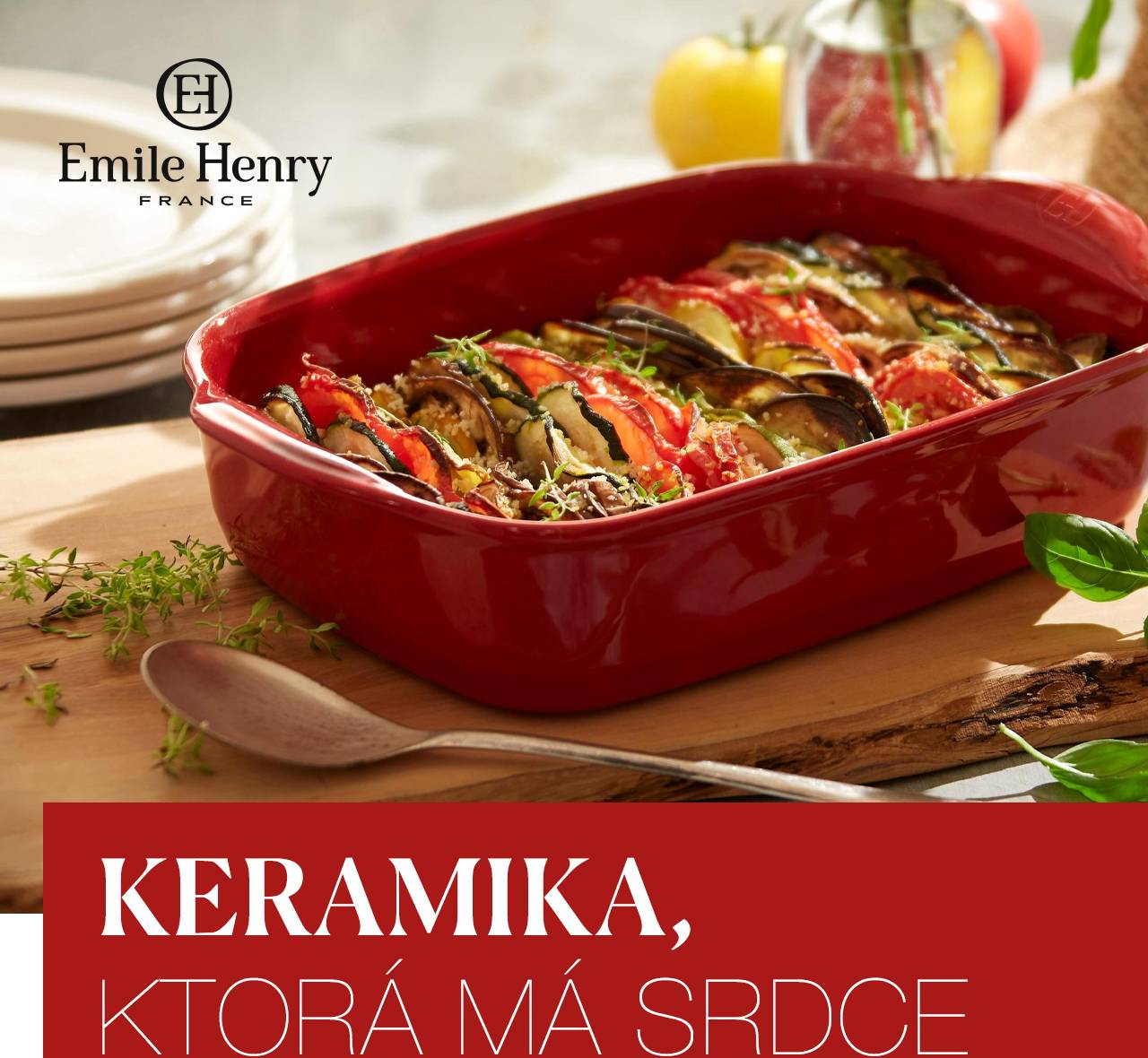 Elegantný a odolný keramický riad povyšuje varenie na zážitok. Nechajte sa inšpirovať materiálom, ktorý milovali už naše staré mamy – keramikou v krásnych sýtych farbách.