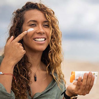 Protetores solares de rosto: 4 a evitar
