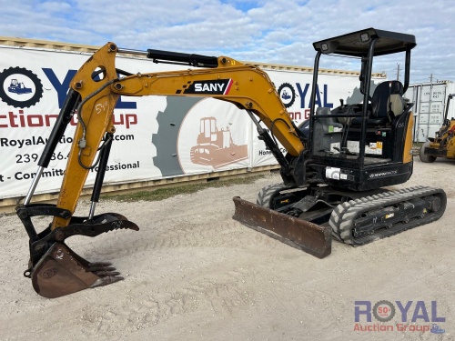 Ring 1 - Fort Myers Government Surplus Equipment/Truck Auction