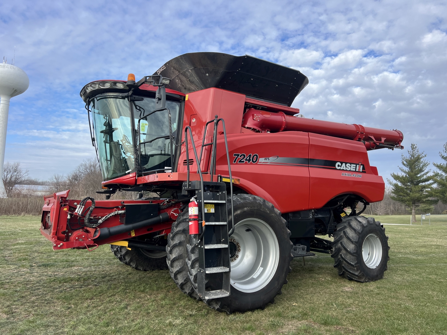 2-Ring Dealer and Farmer Machinery Auction