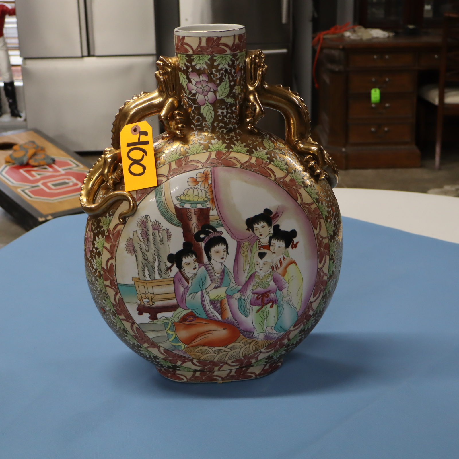 Antiques & Collectible Auction