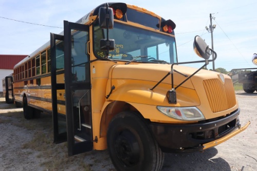 Large Auction - Repos and Consignments