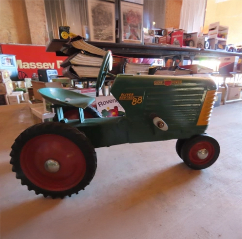 Fraley's Black Friday Special Auction