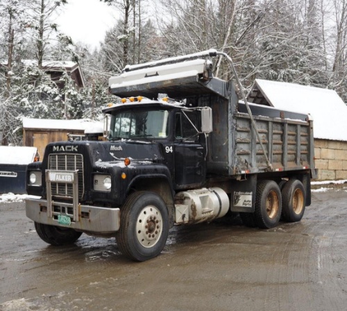 Commercial Trucks Auction