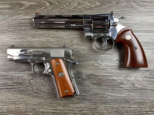 Christmas Firearms Auction  