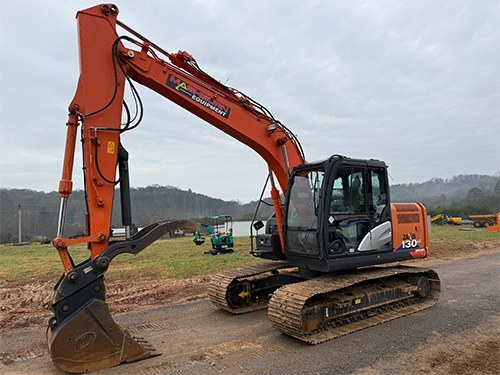 Live Public Truck & Equipment Auction Auction  