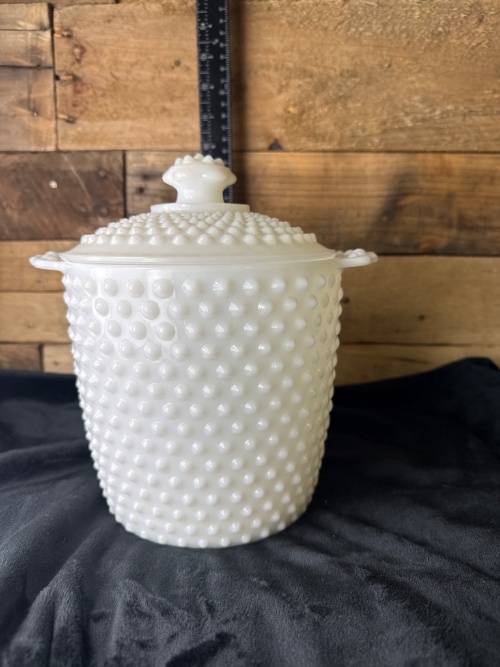 Glassware And Christmas Auction  