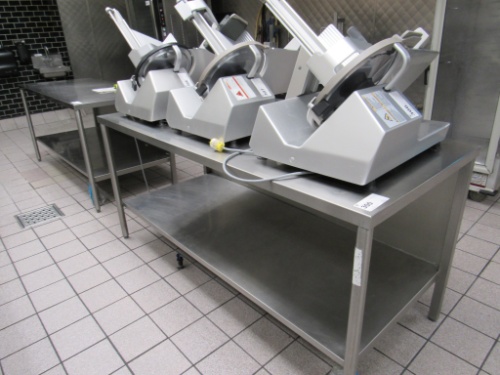 Winn Dixie Supermarket - Eustis, FL. Auction  