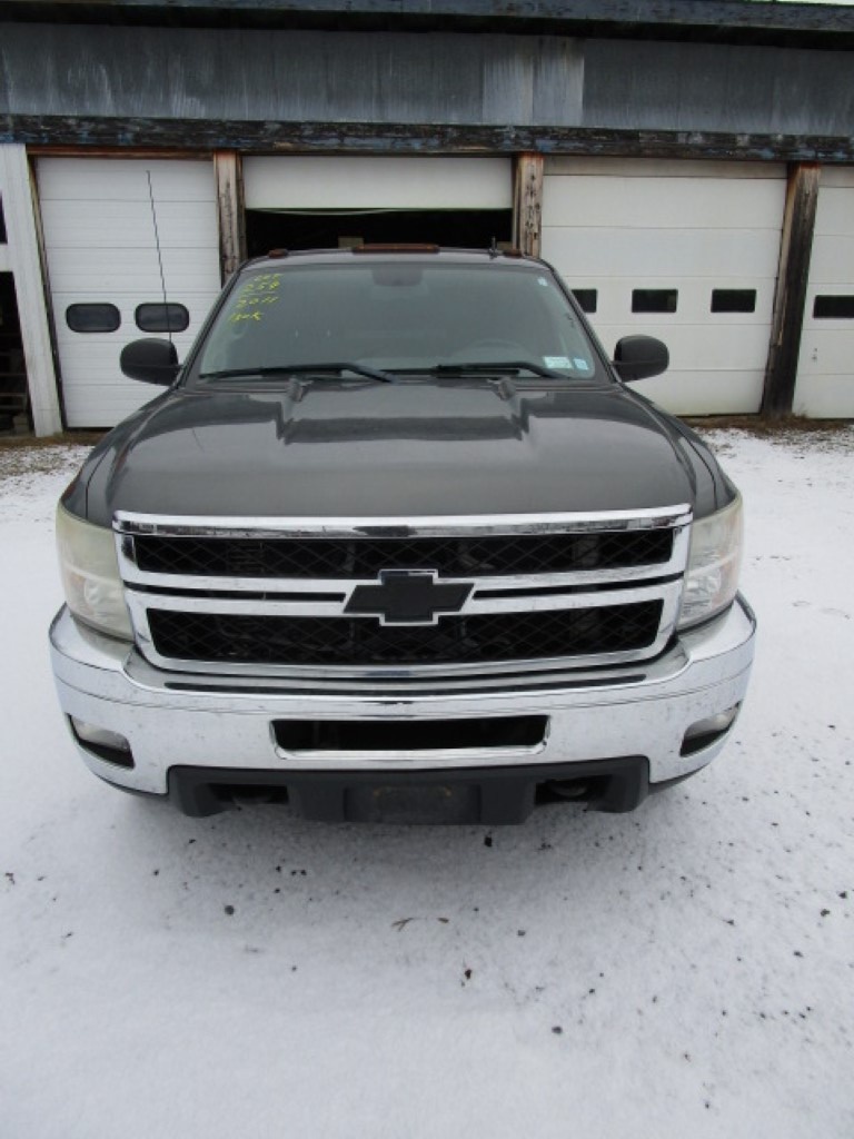 The Estate of Barry Moore – Moore’s Corners Inc. Auction