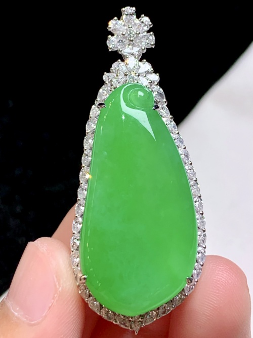 Day 12 - Auction of Fine Asian Jewelry & Jade