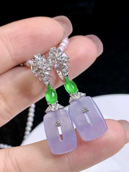 Day 16 - Auction of Fine Asian Jewelry & Jade