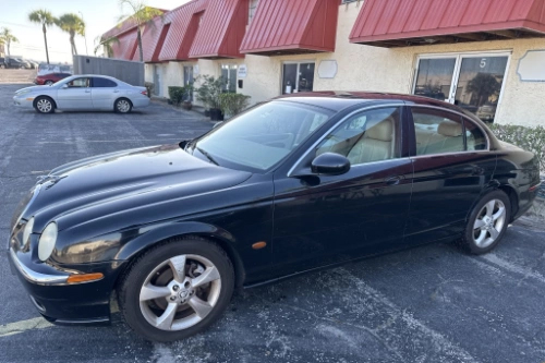 Online Vehicle & Equipment Auction