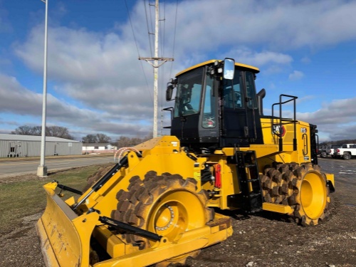 Ring 1 - 4th Annual Global Equipment Dealers Auction