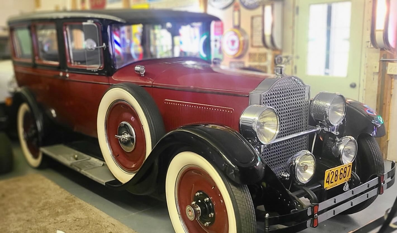 Vintage Trains & Auto's