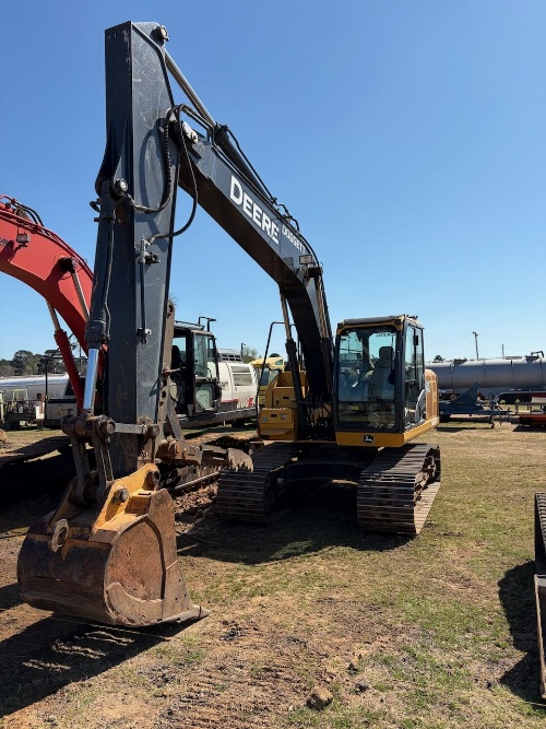 Farm & Ranch Equipment Auction