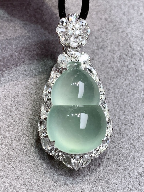 Fine Asian Jewelry & Jade Auction
