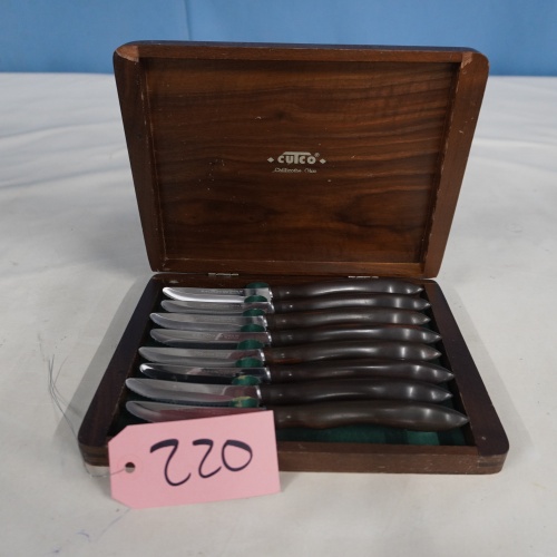 On Site Pickup- Antiques & Collectible Auction