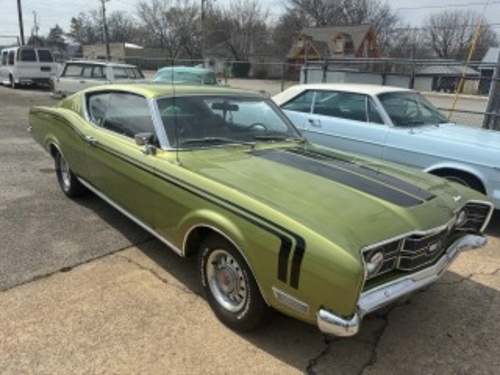 Classic, Antique Car Auction