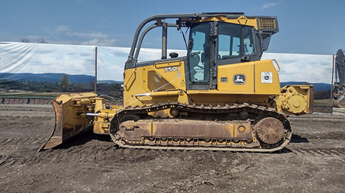 Heavy & Farm Equipment Auction