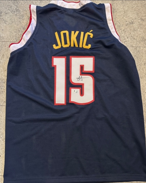 Sports & Entertainment Memorabilia Auction