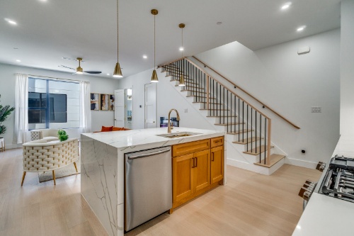 6 New Individual Condos in Bishop Arts District