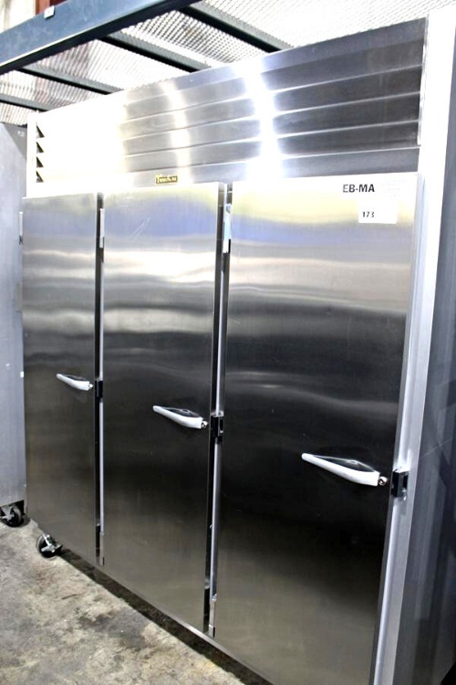 Huge Brand New Restaurant Equipment Auction