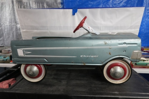 Multi-Consignor Toy Auction