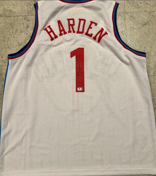 Sports & Entertainment Memorabilia Auction