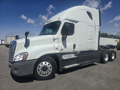 Commercial Sleeper Truck Fleet Auction