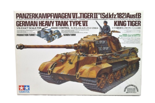 Vintage Collector 60s Slot Cars & Model Kits